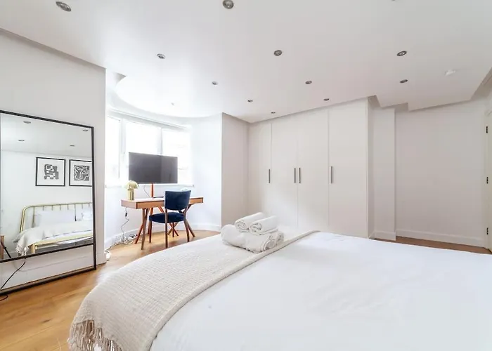 Stylish 3-Bed Near Camden Town & King\'S Cross