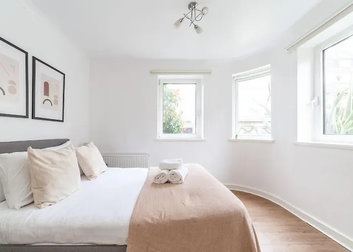 Stylish 3-Bed Near Camden Town & King\'S Cross