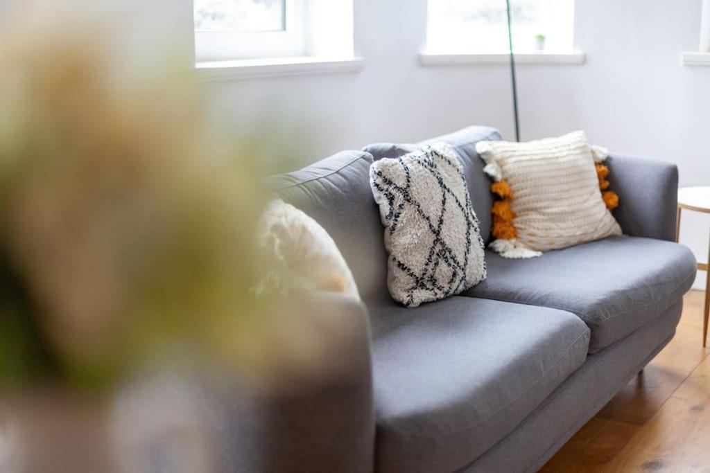 Апартаменты Stylish 3-bed Near Camden Town & King's Cross